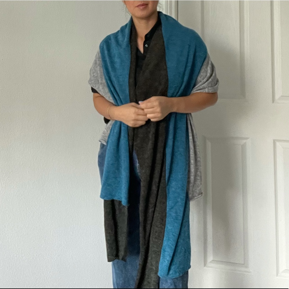 Color Blocked Scarf Wrap